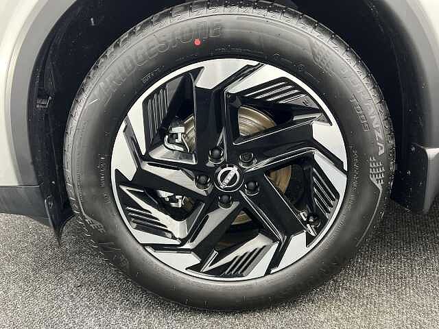 Nissan QASHQAI DiG-T MH N-Connecta