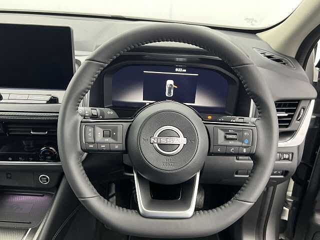 Nissan QASHQAI DiG-T MH N-Connecta