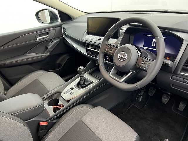 Nissan QASHQAI DiG-T MH N-Connecta