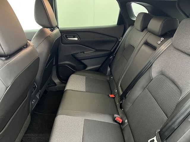 Nissan QASHQAI DiG-T MH N-Connecta