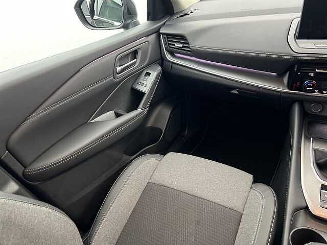 Nissan QASHQAI DiG-T MH N-Connecta