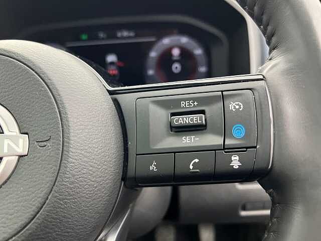 Nissan QASHQAI DiG-T MH Tekna