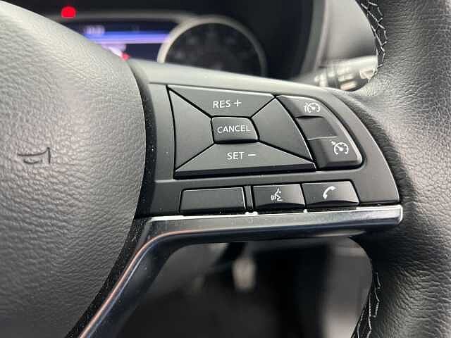 Nissan JUKE DiG-T 114 N-Connecta