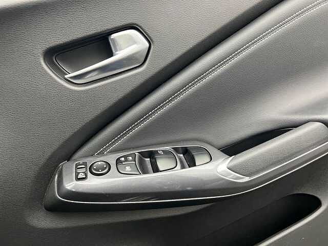 Nissan JUKE DiG-T 114 N-Connecta