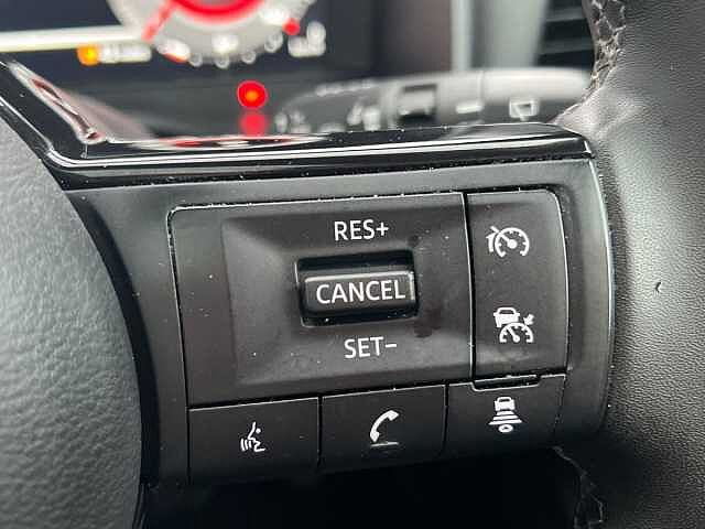 Nissan QASHQAI DiG-T MH N-Connecta