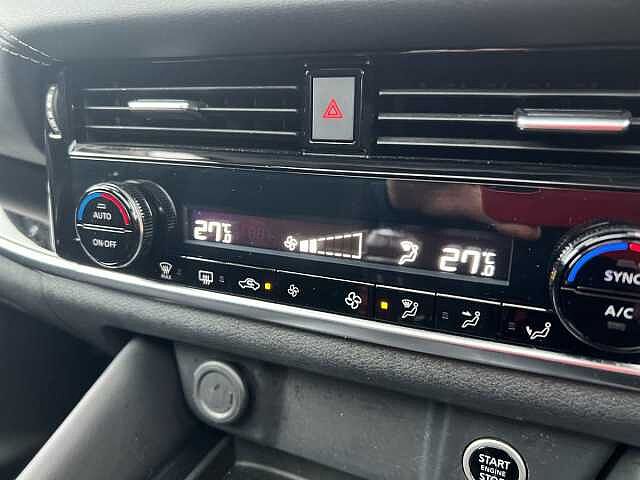 Nissan QASHQAI DiG-T MH N-Connecta