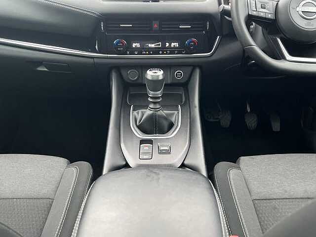 Nissan QASHQAI DiG-T MH N-Connecta